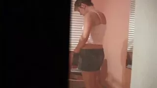 Kadın kotunun gizli bir zulasını uzun konulu porno video izle buldum